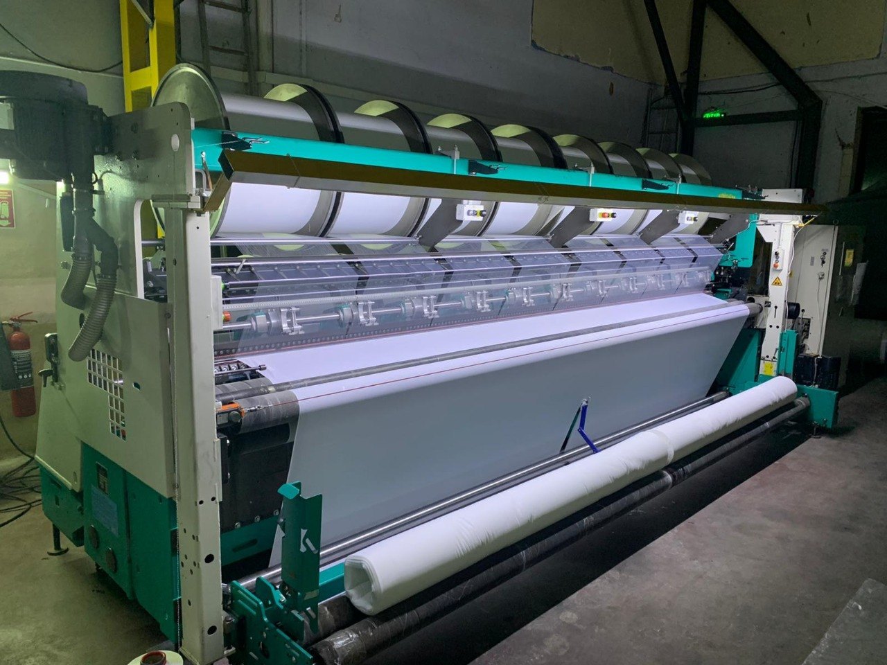 Knitting Machine